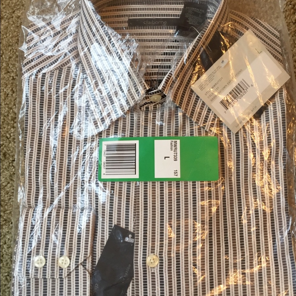 NEW Men’s Liz Claiborne Modern Fit Shirt